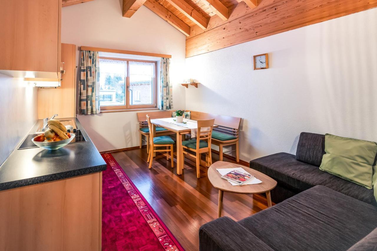 Appartamento Haus Rothorn Schröcken Esterno foto