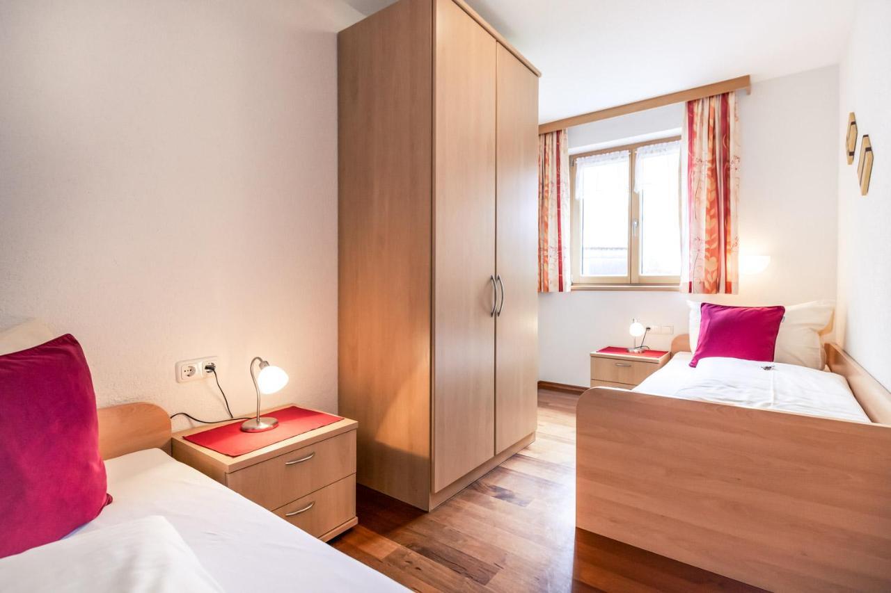 Appartamento Haus Rothorn Schröcken Esterno foto